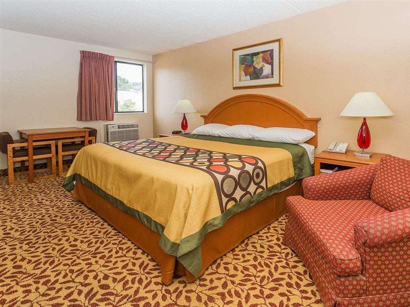 Super 8 By Wyndham Colo. Sprs. Garden Of The Gods Otel Colorado Springs Dış mekan fotoğraf