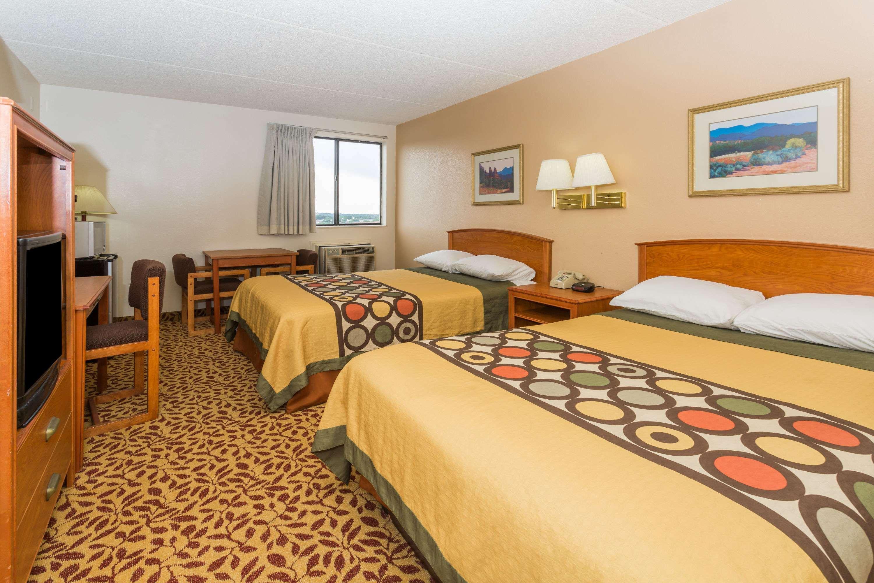 Super 8 By Wyndham Colo. Sprs. Garden Of The Gods Otel Colorado Springs Dış mekan fotoğraf