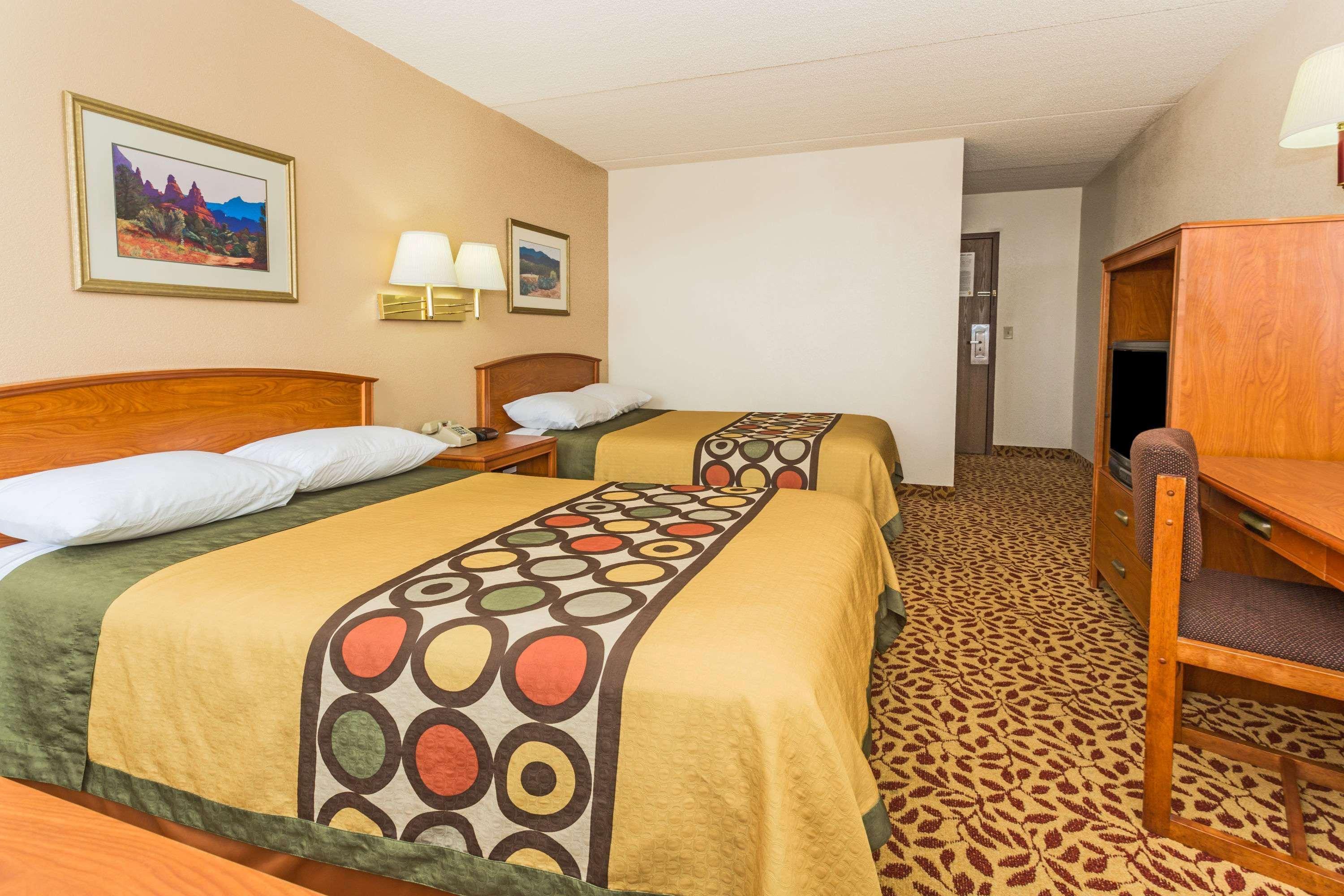 Super 8 By Wyndham Colo. Sprs. Garden Of The Gods Otel Colorado Springs Dış mekan fotoğraf